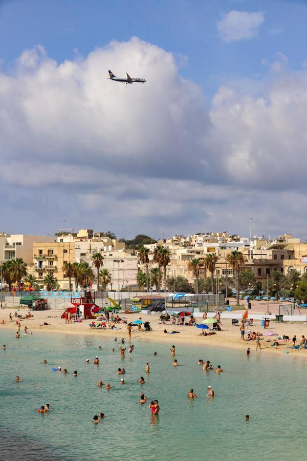 Gem Beachfront Apt With Amazing Bay And Sea Views Birżebbuġa 外观 照片
